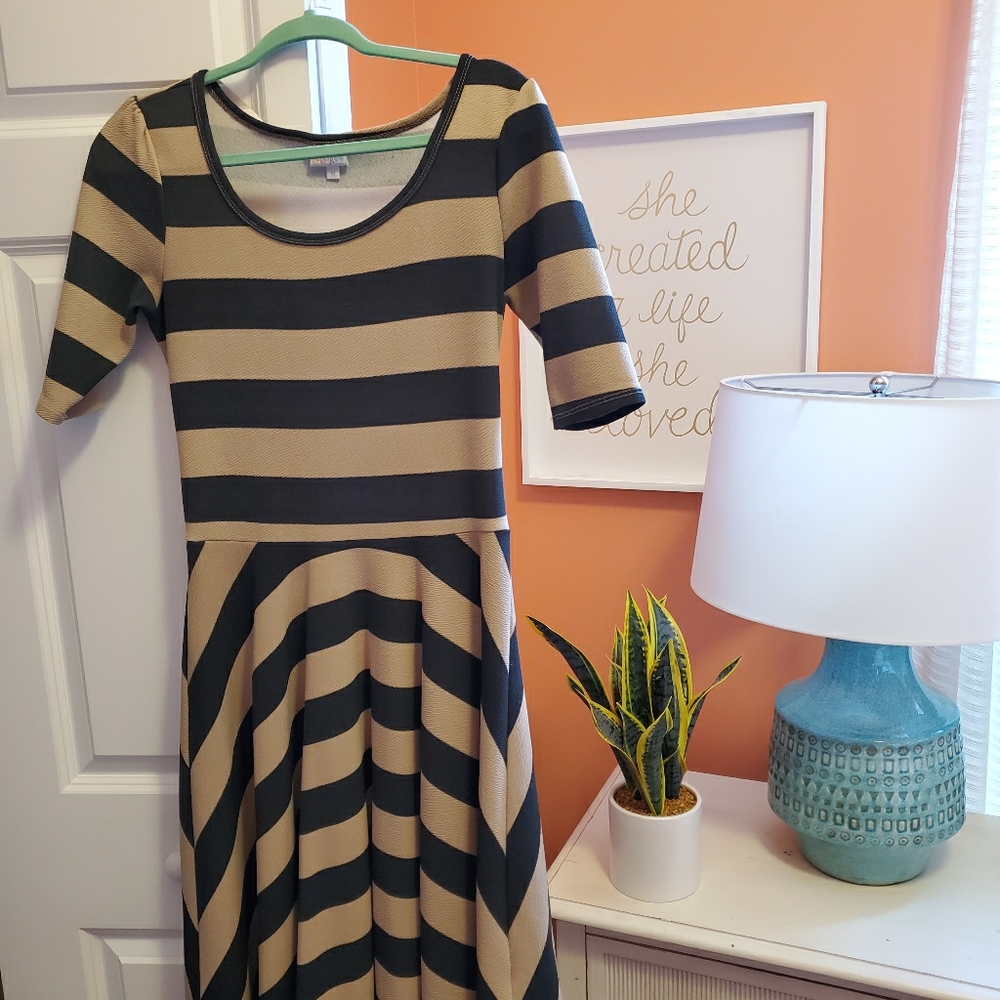 DONATED LuLaRoe Nicole Neutral Stripe Dress